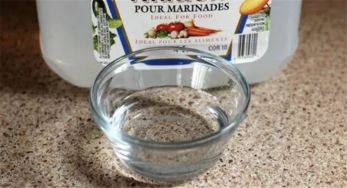 快速解决冻肉别再用热水泡了，用我这3招，不费时还鲜嫩！